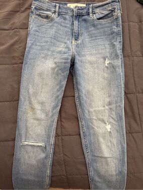 Hollister Medium Blue High-Rise Skinny Jeans